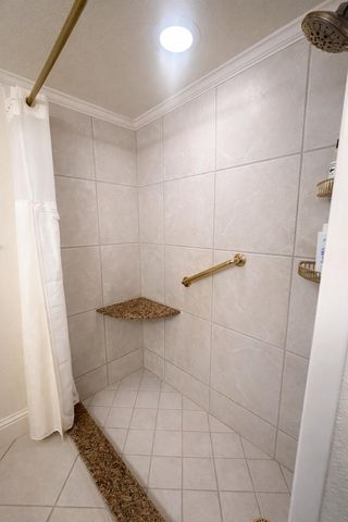 20 Colonial Club Drive 200, Boynton Beach, FL 33435