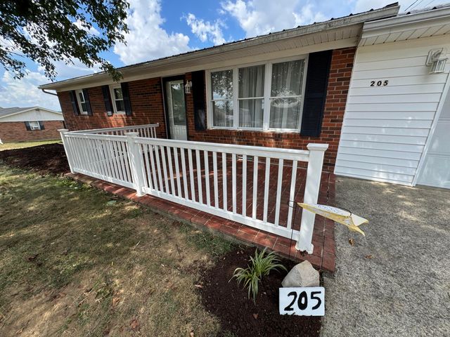 205 Highridge Drive, Flemingsburg, KY 41041