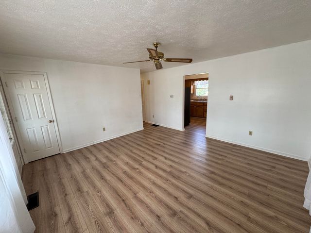 205 Highridge Drive, Flemingsburg, KY 41041