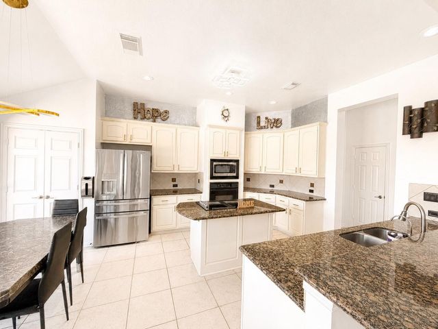 5507 Cranston Court, Sugar Land, TX 77479