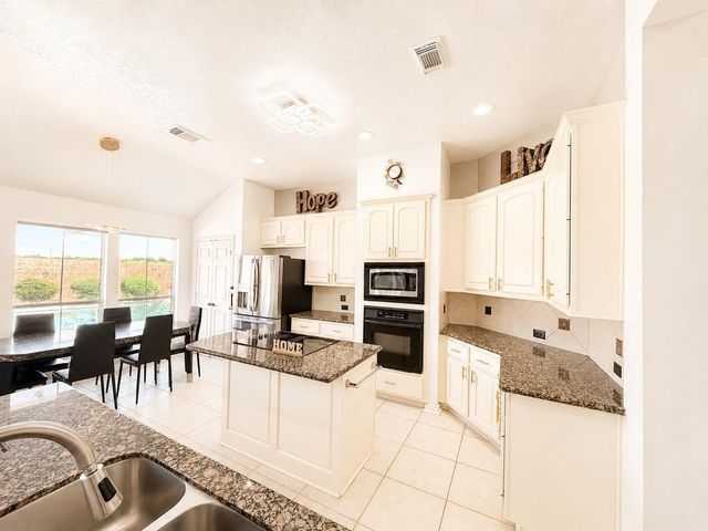 5507 Cranston Court, Sugar Land, TX 77479