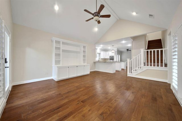 5814 Woodland Creek Drive, Kingwood, TX 77345