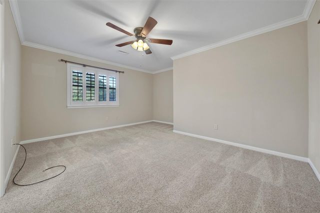 5814 Woodland Creek Drive, Kingwood, TX 77345