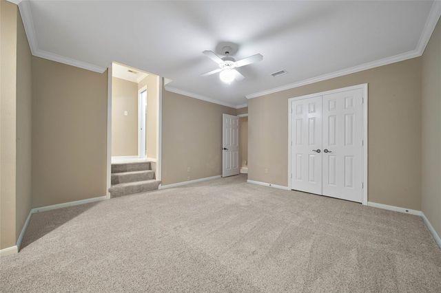 5814 Woodland Creek Drive, Kingwood, TX 77345