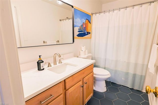 2557 Sandpiper RD, Virginia Beach, VA 23456