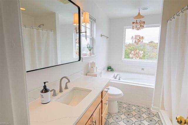 2557 Sandpiper RD, Virginia Beach, VA 23456