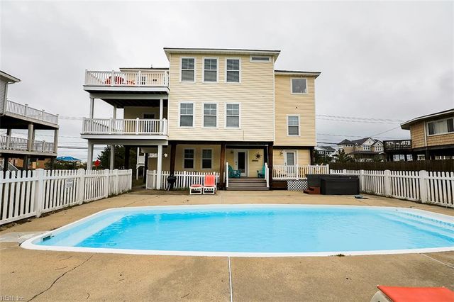 2557 Sandpiper RD, Virginia Beach, VA 23456