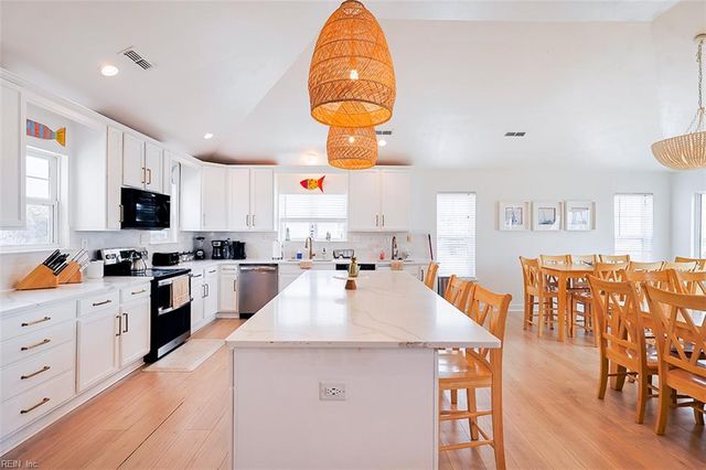 2557 Sandpiper RD, Virginia Beach, VA 23456