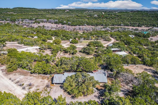 7000 McGregor LN, Dripping Springs, TX 78620