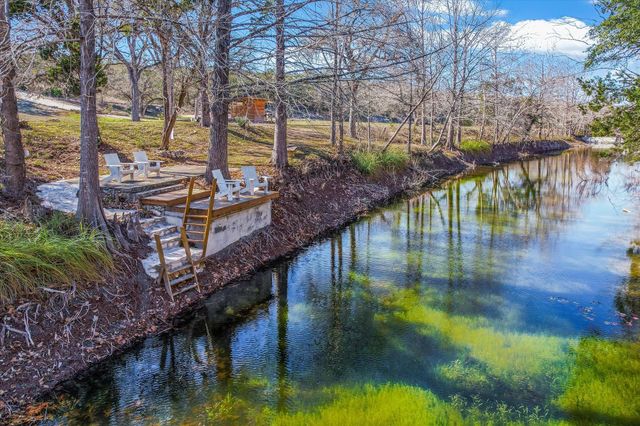 7000 McGregor LN, Dripping Springs, TX 78620