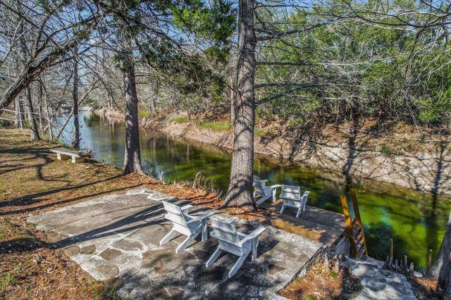 7000 McGregor LN, Dripping Springs, TX 78620