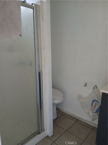 1060 W 51st, Los Angeles, CA 90037