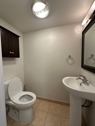 1919 Finchley Court, Schaumburg, IL 60194