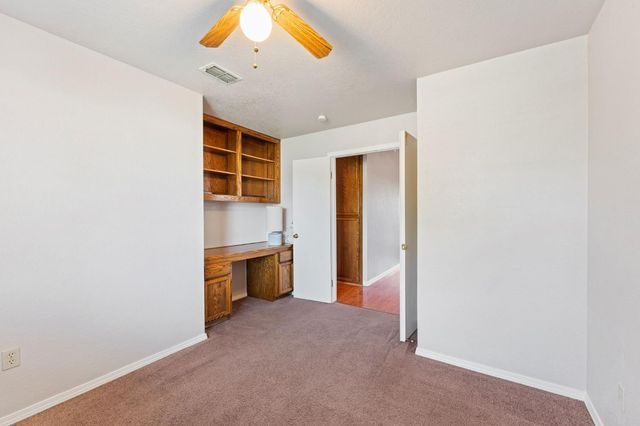 4802 Hinchman Way, Sacramento, CA 95823