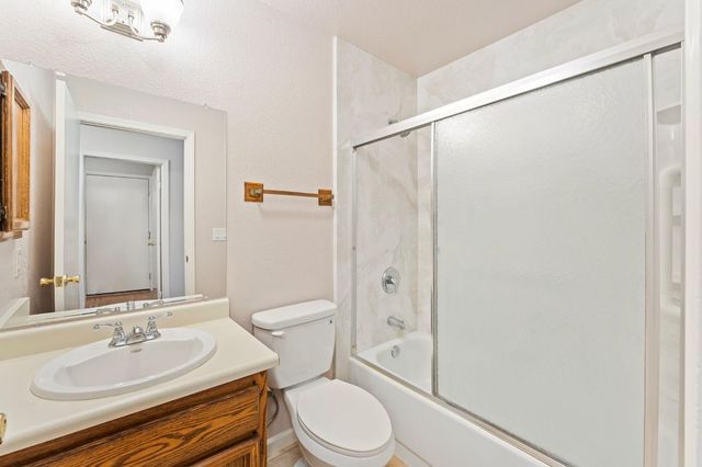 4802 Hinchman Way, Sacramento, CA 95823