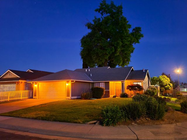 4802 Hinchman Way, Sacramento, CA 95823
