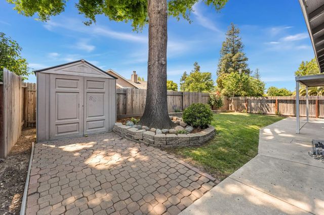 4802 Hinchman Way, Sacramento, CA 95823