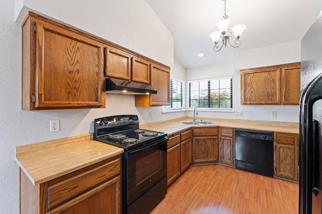 4802 Hinchman Way, Sacramento, CA 95823