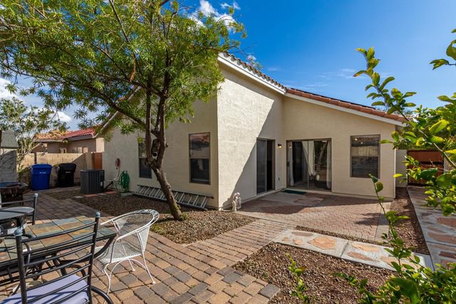 13864 W Ironwood Street, Surprise, AZ 85374
