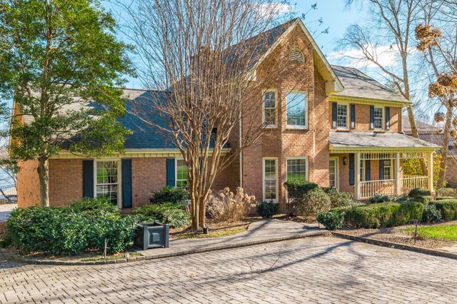 1561 Oxford Ct, Gallatin, TN 37066