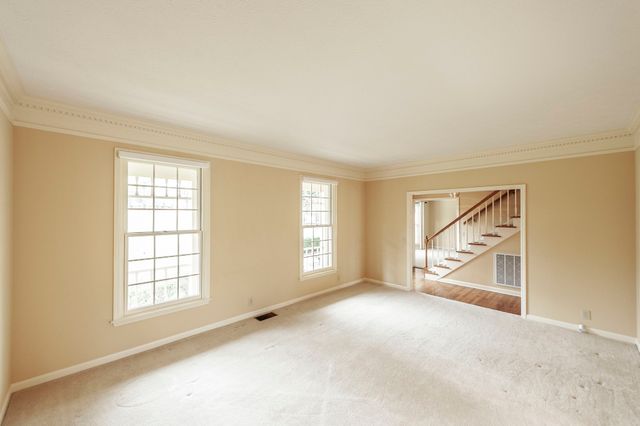 1561 Oxford Ct, Gallatin, TN 37066