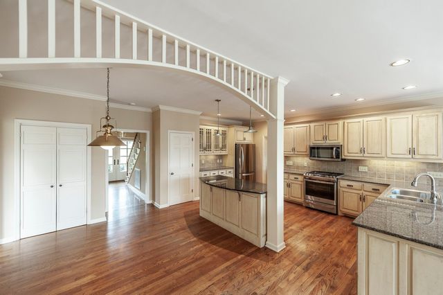 1561 Oxford Ct, Gallatin, TN 37066