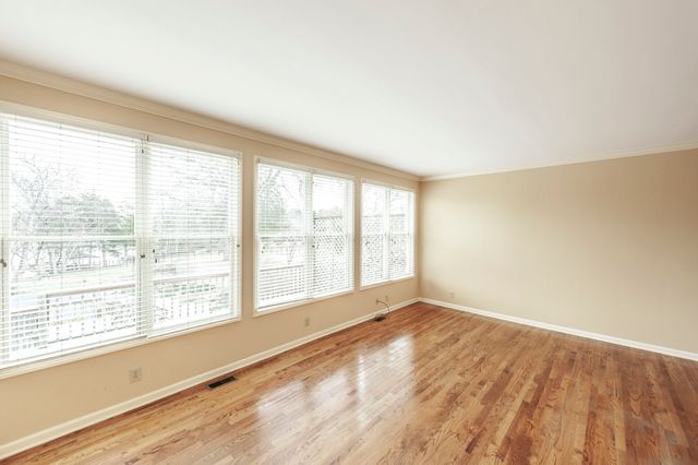 1561 Oxford Ct, Gallatin, TN 37066