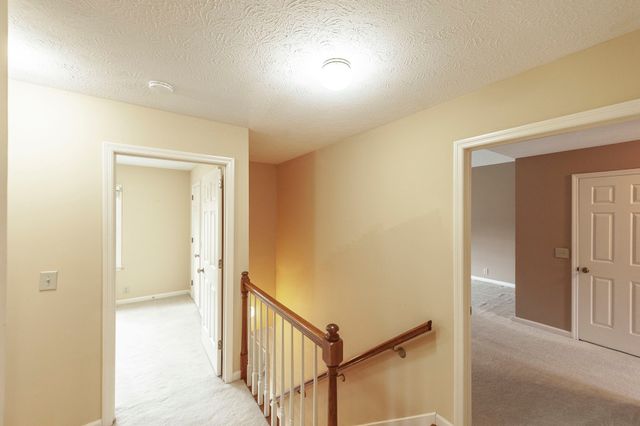 1561 Oxford Ct, Gallatin, TN 37066