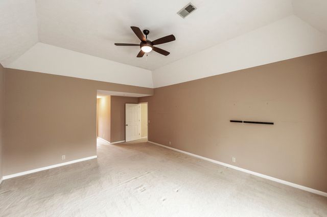 1561 Oxford Ct, Gallatin, TN 37066