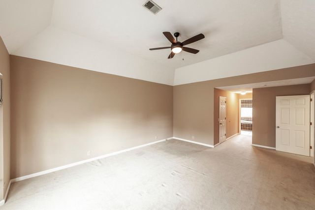 1561 Oxford Ct, Gallatin, TN 37066