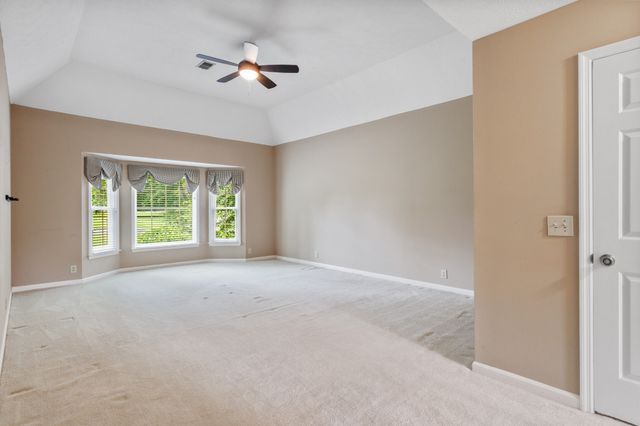 1561 Oxford Ct, Gallatin, TN 37066