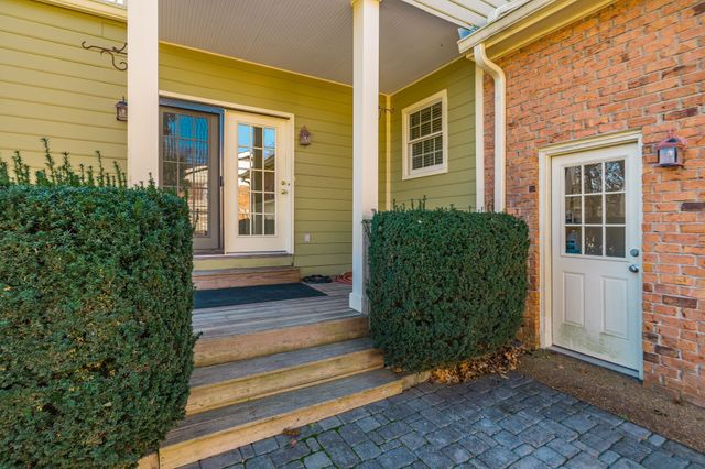 1561 Oxford Ct, Gallatin, TN 37066