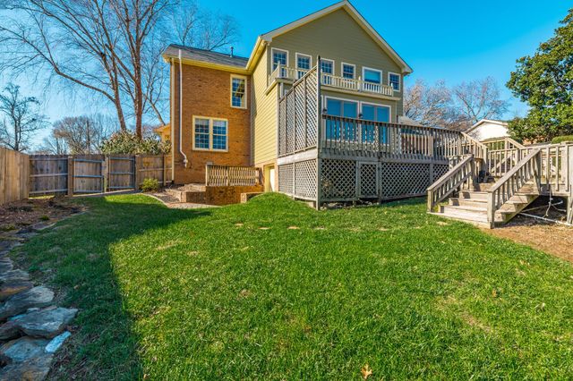 1561 Oxford Ct, Gallatin, TN 37066