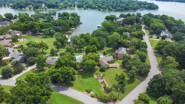 1561 Oxford Ct, Gallatin, TN 37066