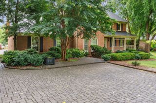 1561 Oxford Ct, Gallatin, TN 37066