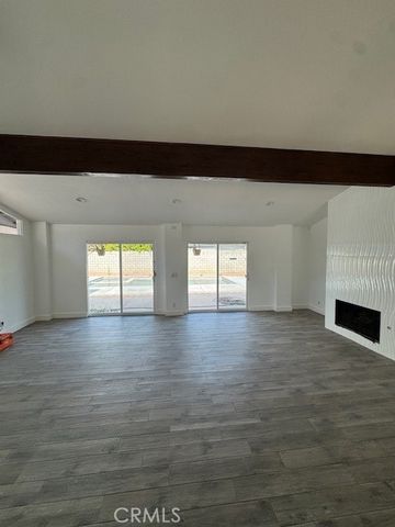 1990 E Calle Felicia, Palm Springs, CA 92262