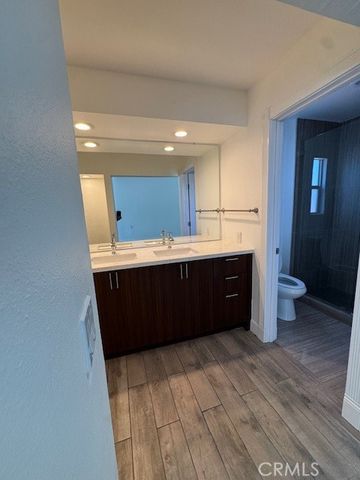 1990 E Calle Felicia, Palm Springs, CA 92262