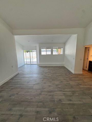 1990 E Calle Felicia, Palm Springs, CA 92262