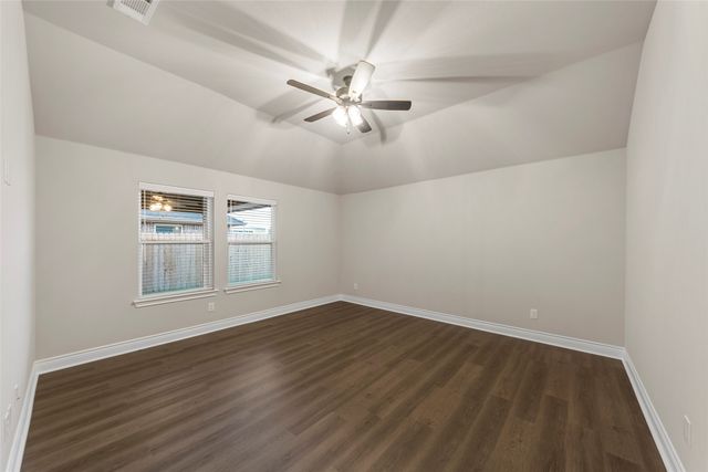 6111 Coles Lane, Greenville, TX 75402