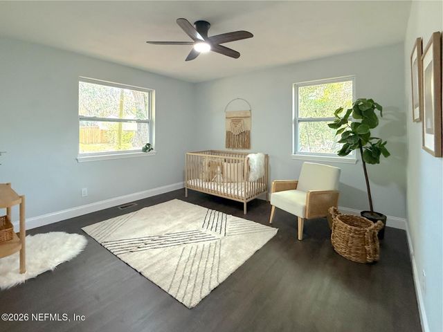 10135 LAKEVIEW Road W, Jacksonville, FL 32225