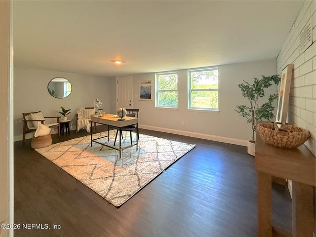 10135 LAKEVIEW Road W, Jacksonville, FL 32225
