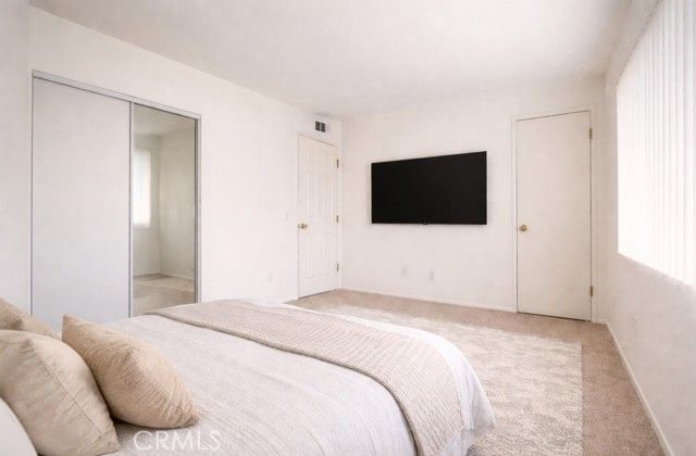 9831 Sepulveda 12, North Hills (los Angeles), CA 91343