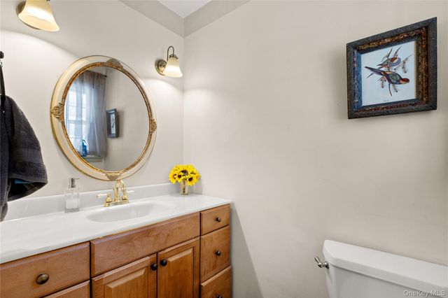 99 Brunswick Road, Ronkonkoma, NY 11779