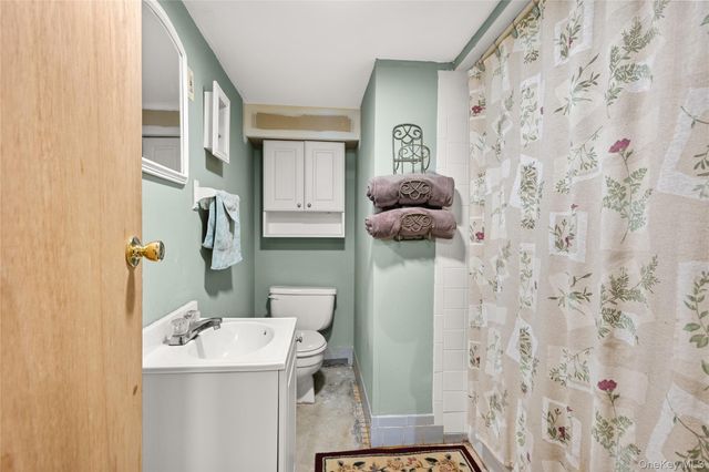 99 Brunswick Road, Ronkonkoma, NY 11779