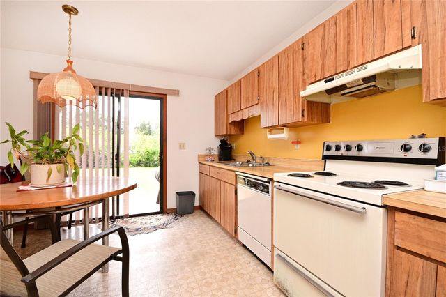 2816 NORDMAN AVENUE, New Smyrna Beach, FL 32168