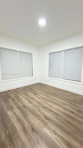 842 Himmarshee St 1, Fort Lauderdale, FL 33312