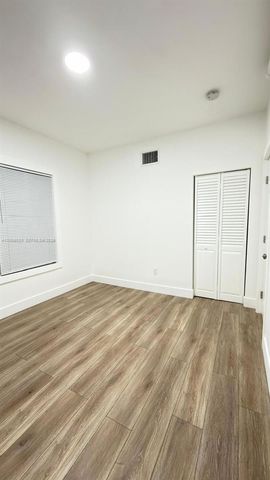 842 Himmarshee St 1, Fort Lauderdale, FL 33312