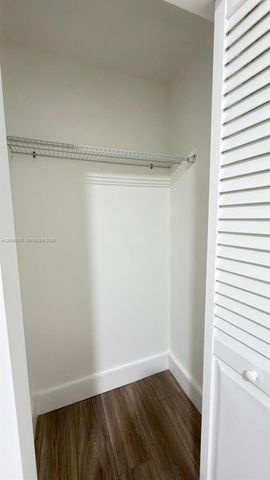 842 Himmarshee St 1, Fort Lauderdale, FL 33312