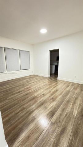 842 Himmarshee St 1, Fort Lauderdale, FL 33312