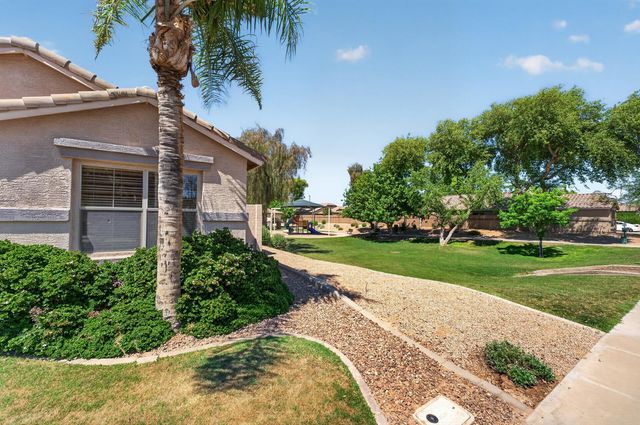3496 E Phelps Street, Gilbert, AZ 85295